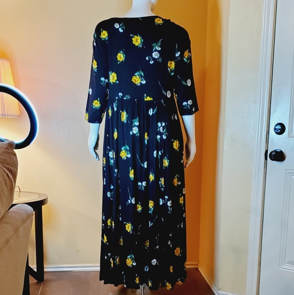 Torrid Dress - Picture 3 of 7